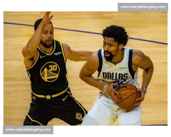 勇士对决骑士巅峰之战再燃总决赛传奇篇章荣耀时刻篮球史诗对抗续