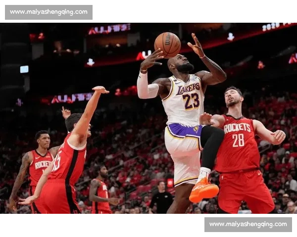 湖人对决火箭豪斯成关键X因素左右系列赛走向季后赛胜负悬念升级